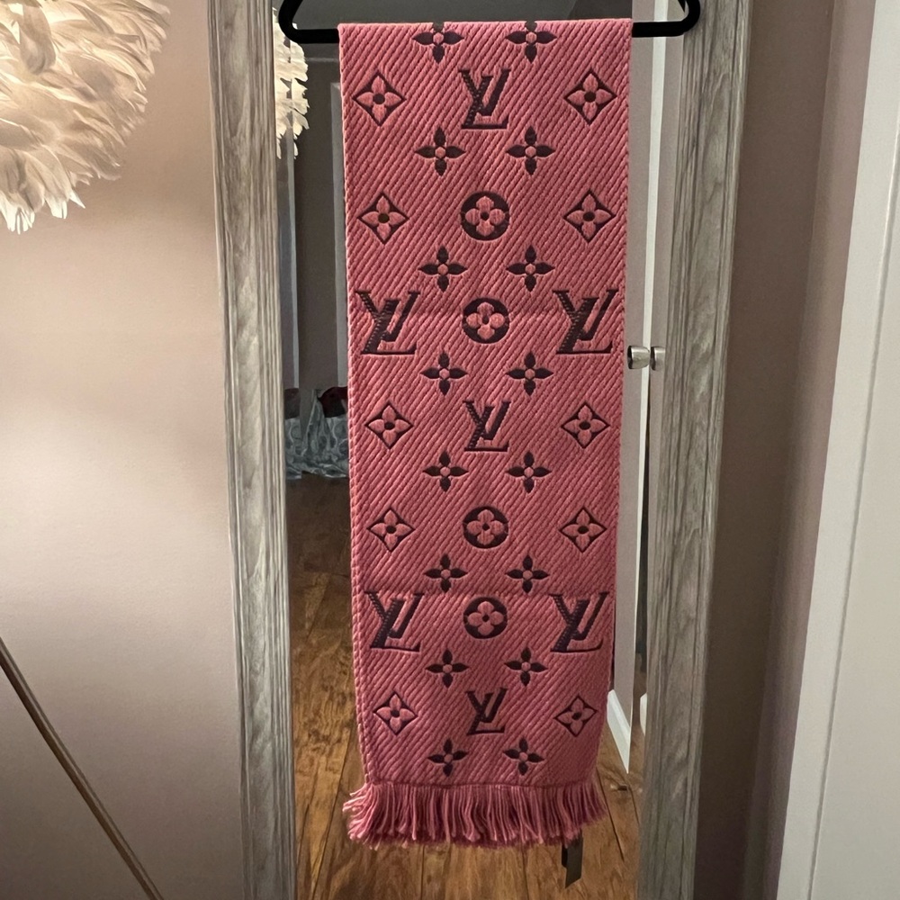 Louis Vuitton Pink and Black Monogram Scarf